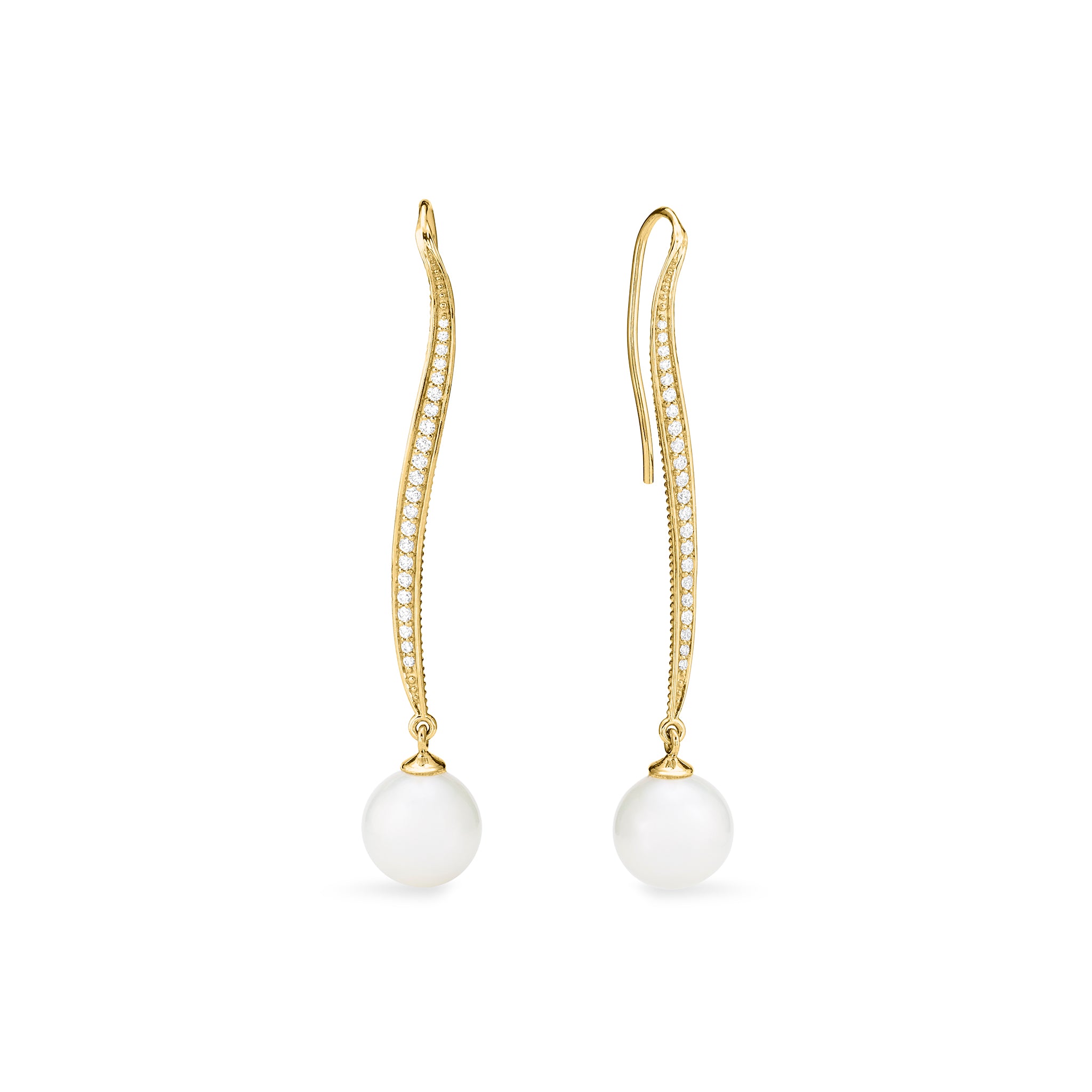 Shima Long Drop Earrings With Freshwater Pearls And Diamonds In 18K