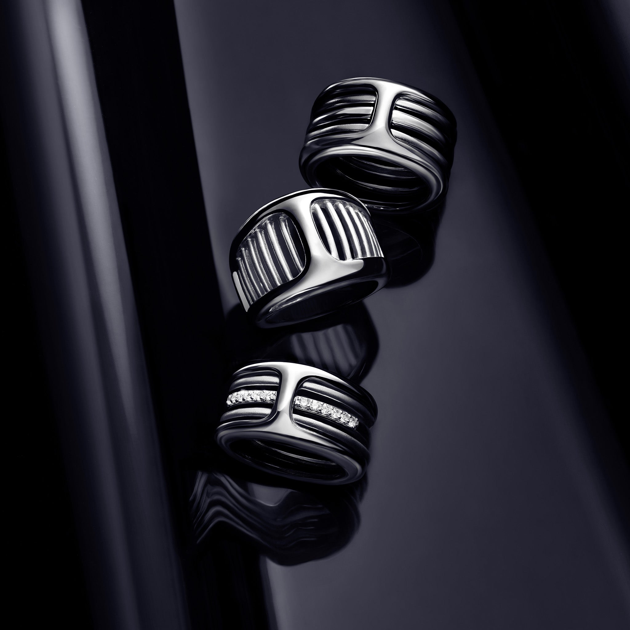 Cielo Wide Band Ring