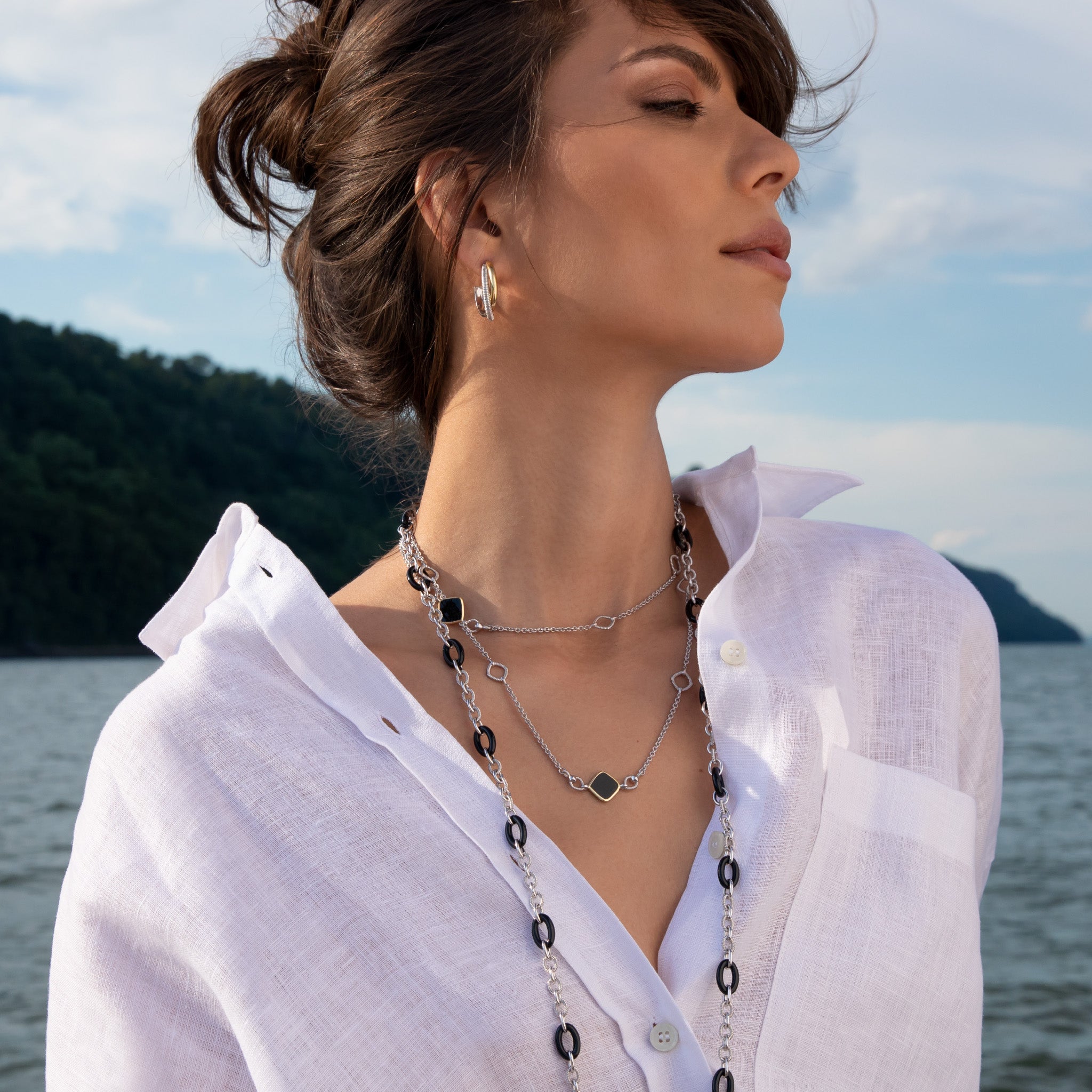 Judith Ripka Jewelry Model