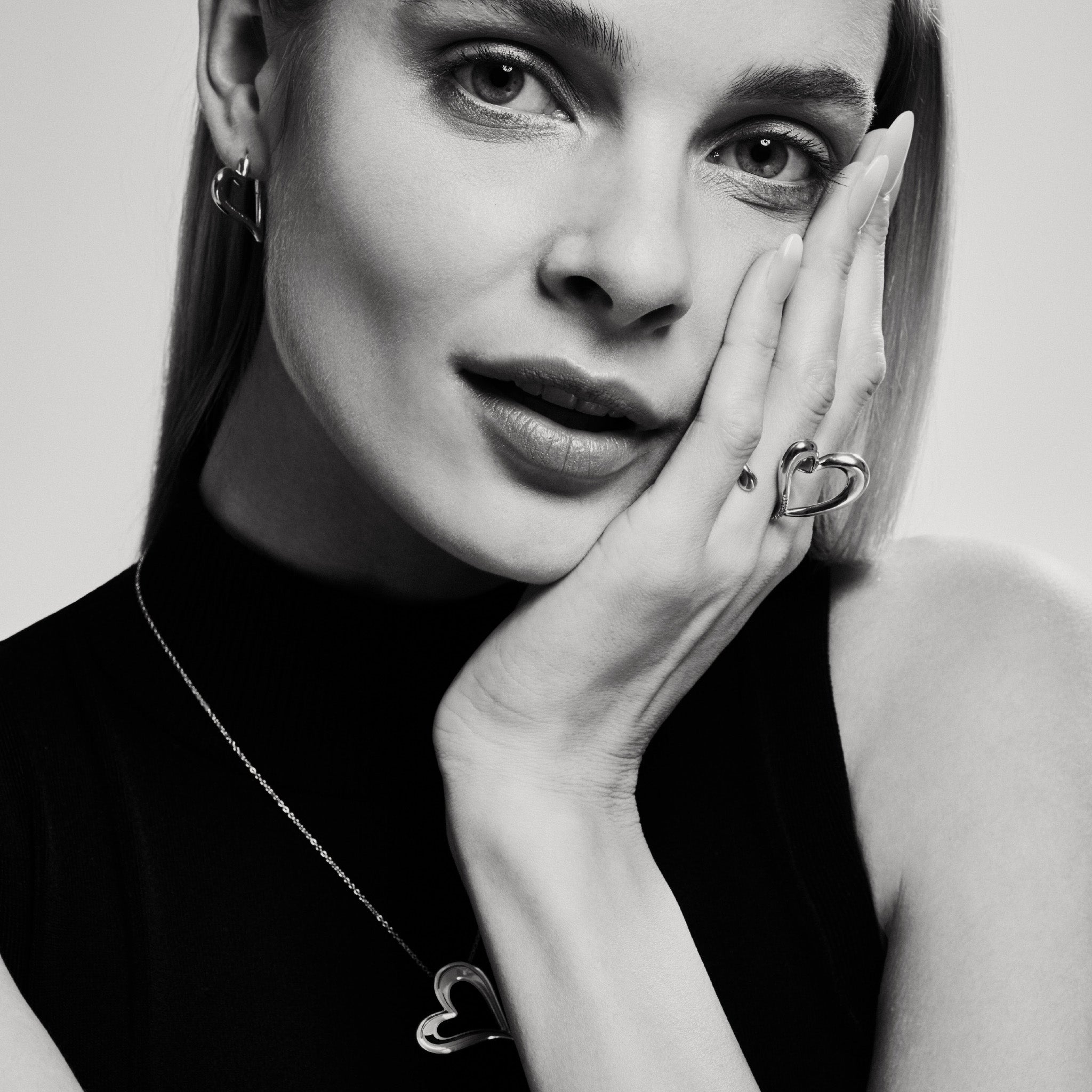 Judith Ripka Jewelry Model
