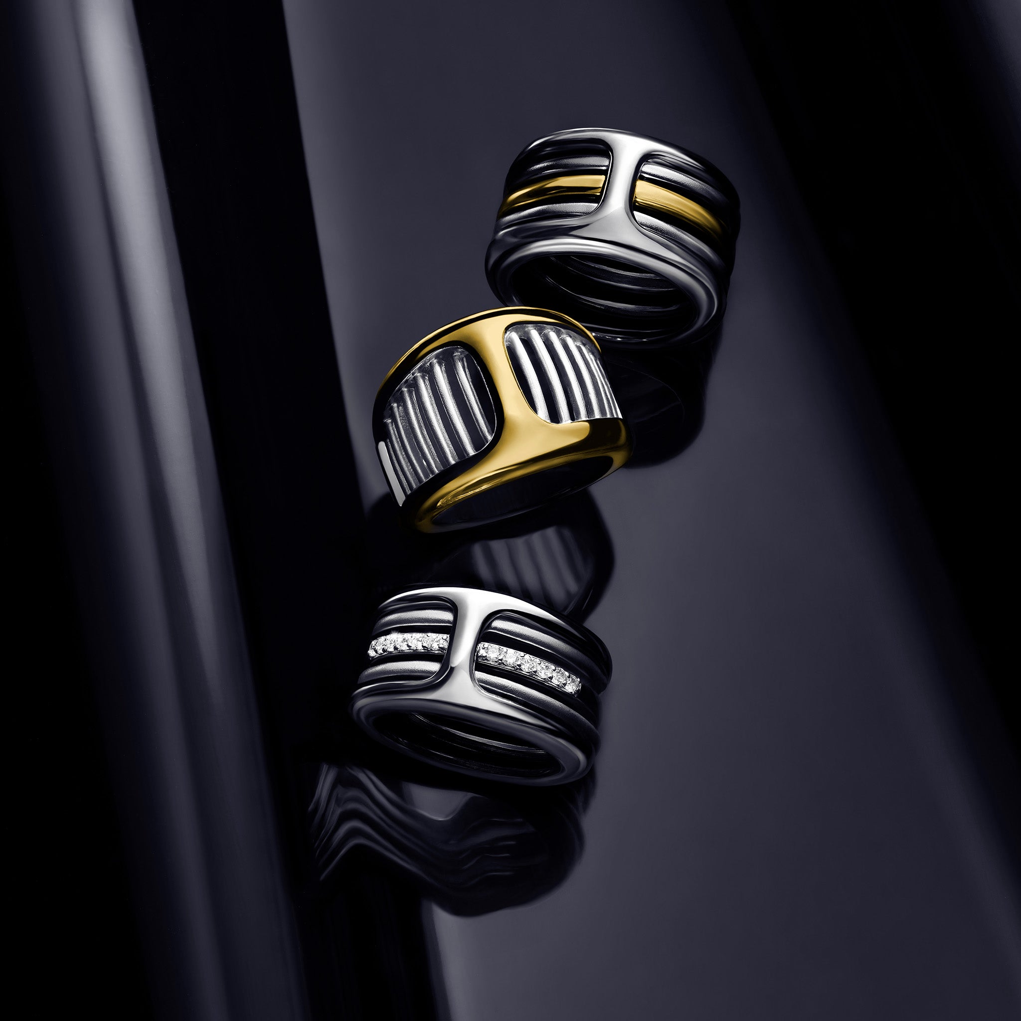 Cielo Wide Band Ring with 18K Gold