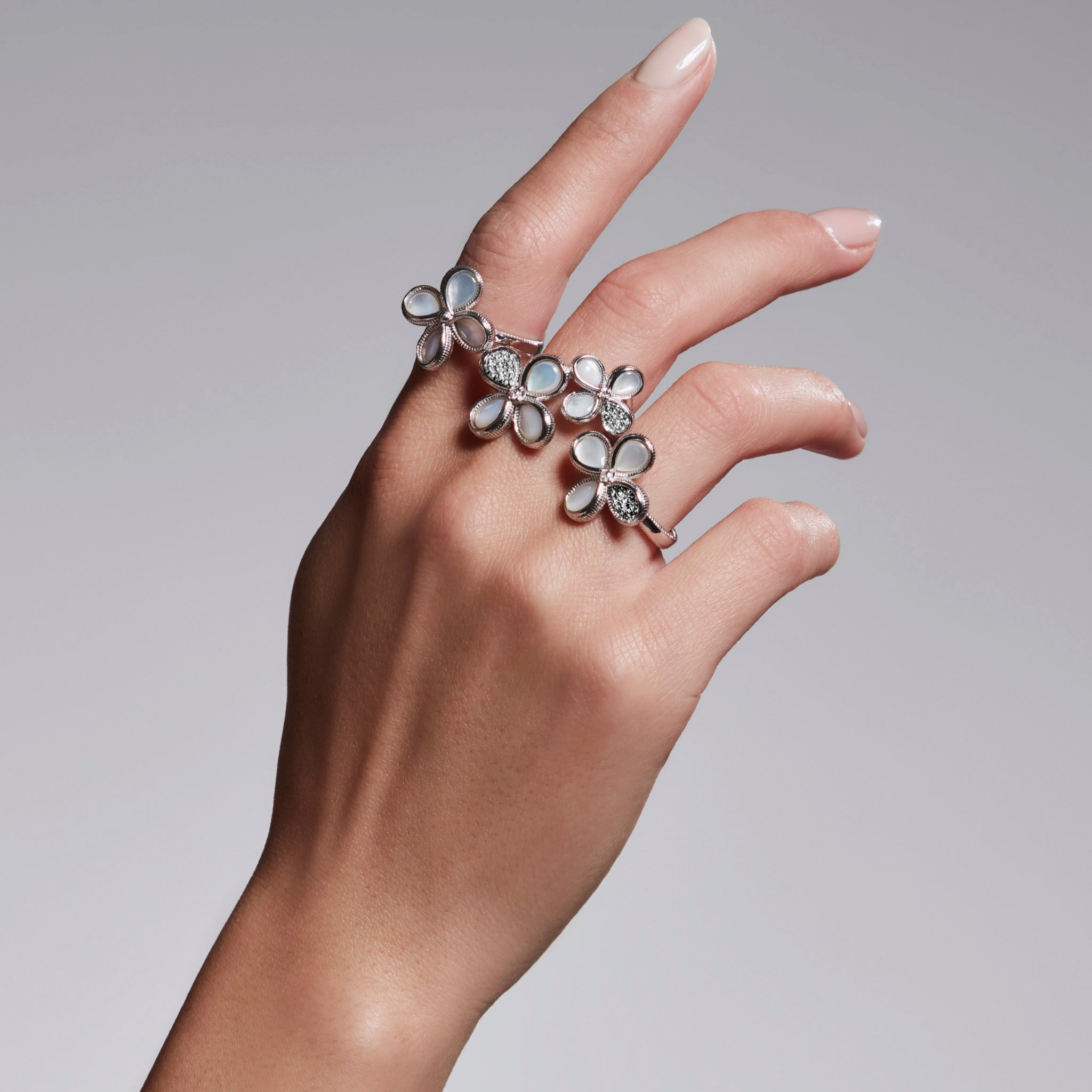 Jardin Double Flower Ring with Mother of Pearl and Diamonds