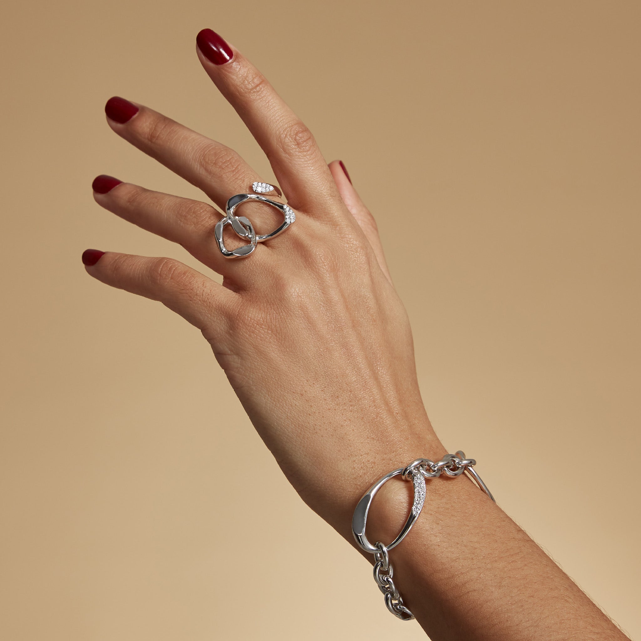 Gaia Link Bracelet with Diamonds