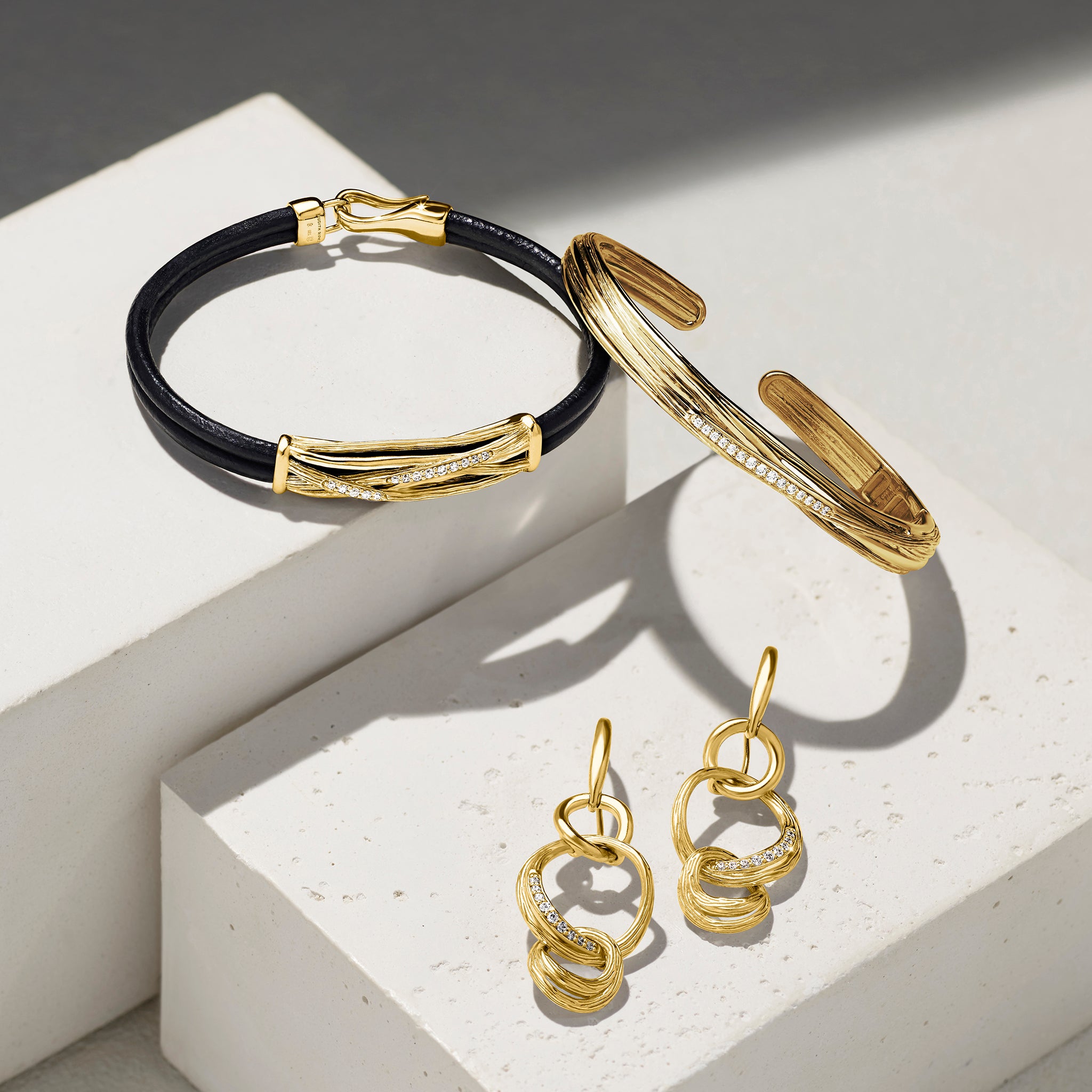 Santorini Triple Link Drop Earrings with Diamonds in 18K