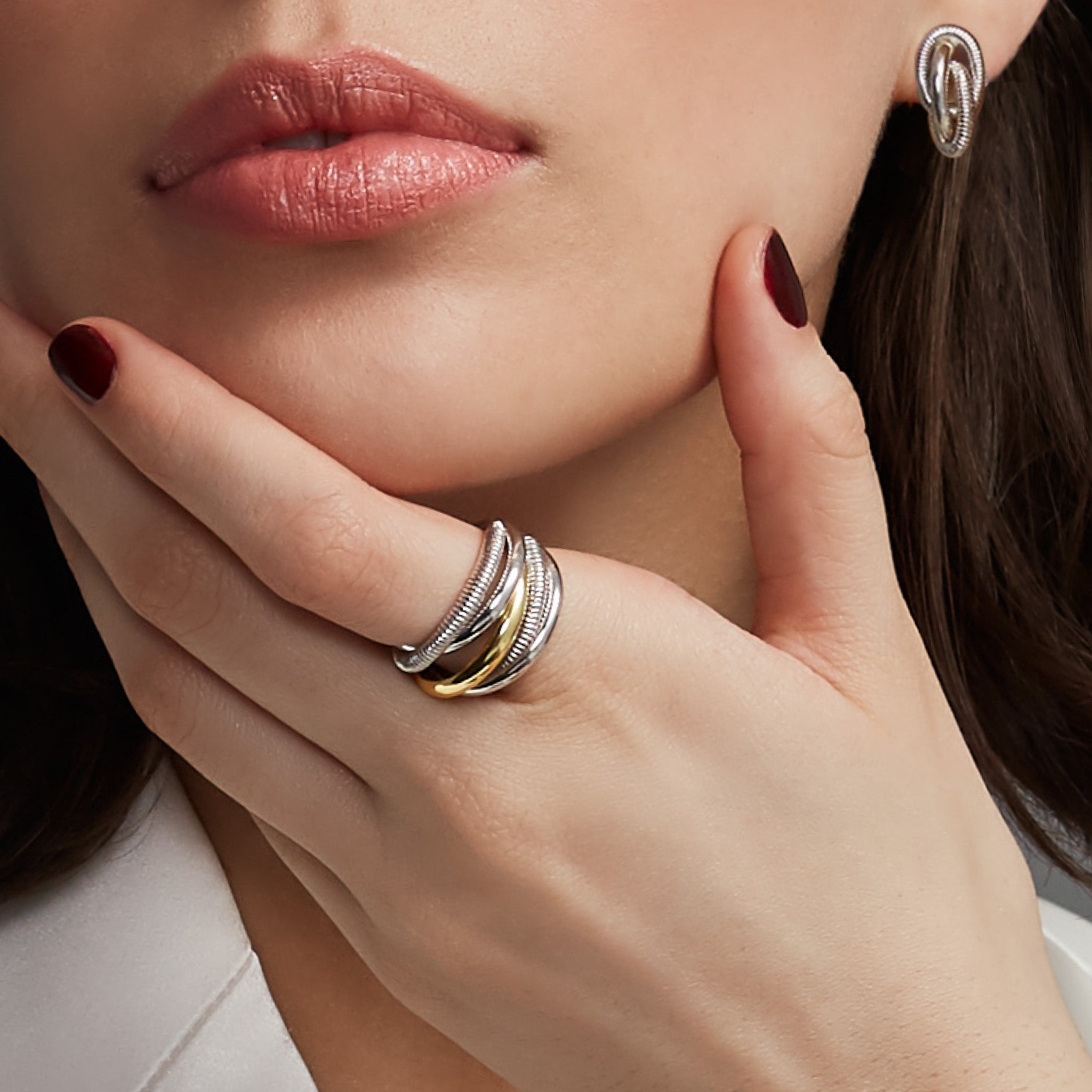Ring on Model