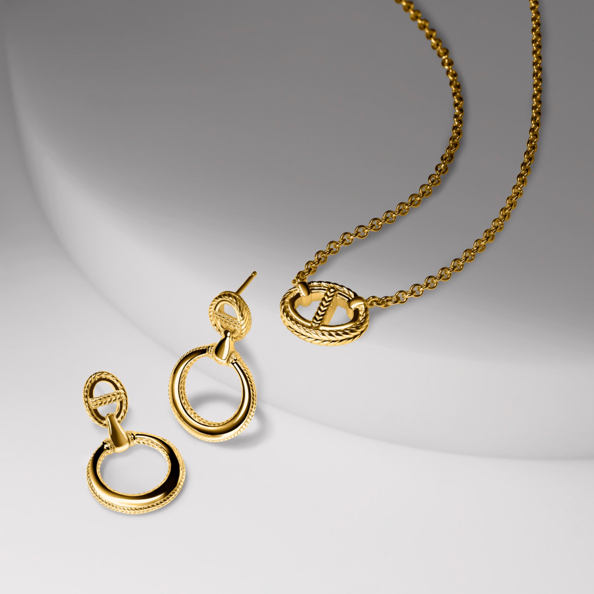 Vienna Single Link Necklace in 18K